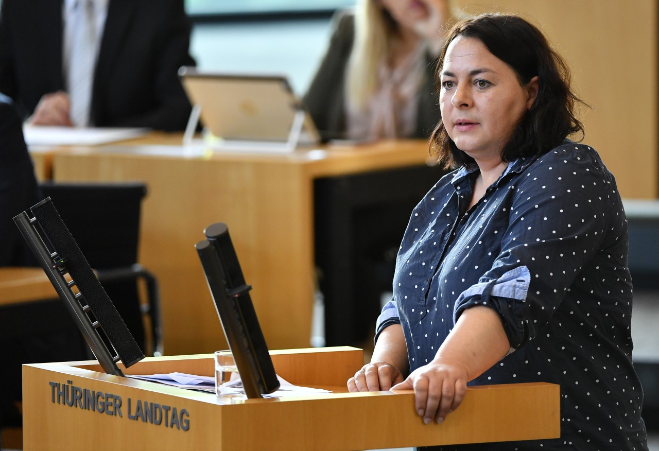 Katharina König-Preuss (Die Linke) hat eine klare Forderung gegenüber der Polizei bezüglich der Corona-Demos in Thüringen. 