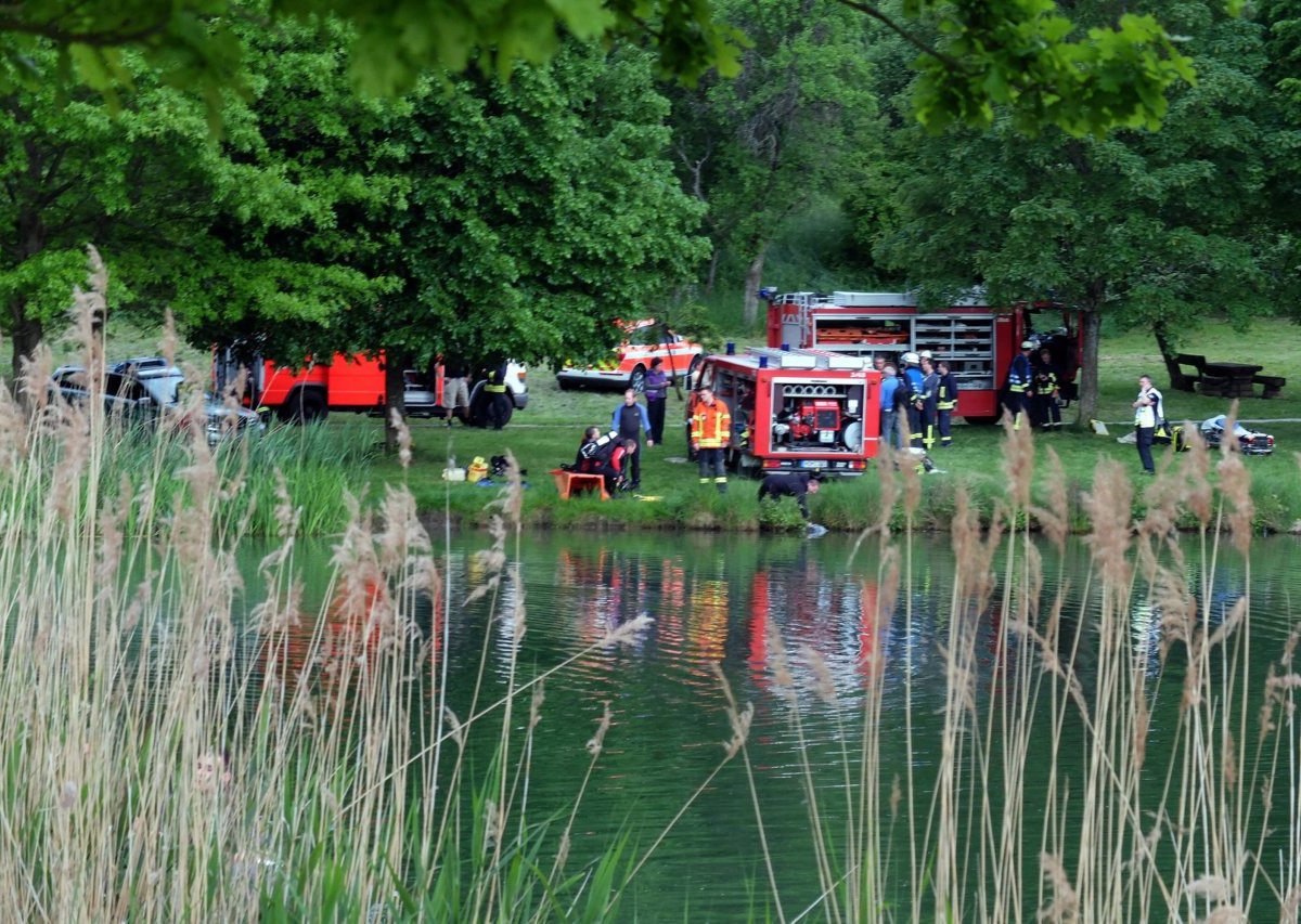 Badeunfall Wasserbergung taucher (2).jpg