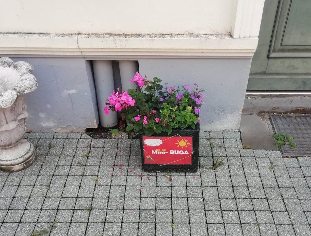 Diese Mini-Buga erfreut die Menschen in Erfurt. 