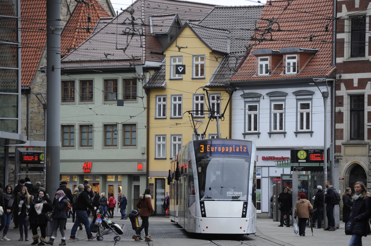 Es kommt zu Einschränkungen auf den Routen der Straßenbahn-Linien 3 und 1. (Archivbild)