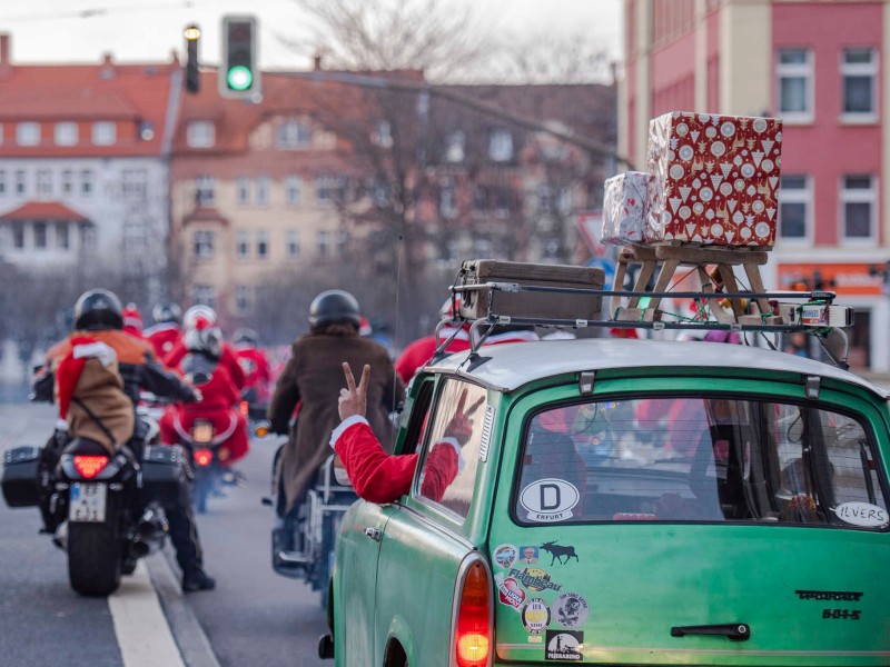 Auch ein Trabbi hatte sich unter die motorisierten Zweiräder gemischt.