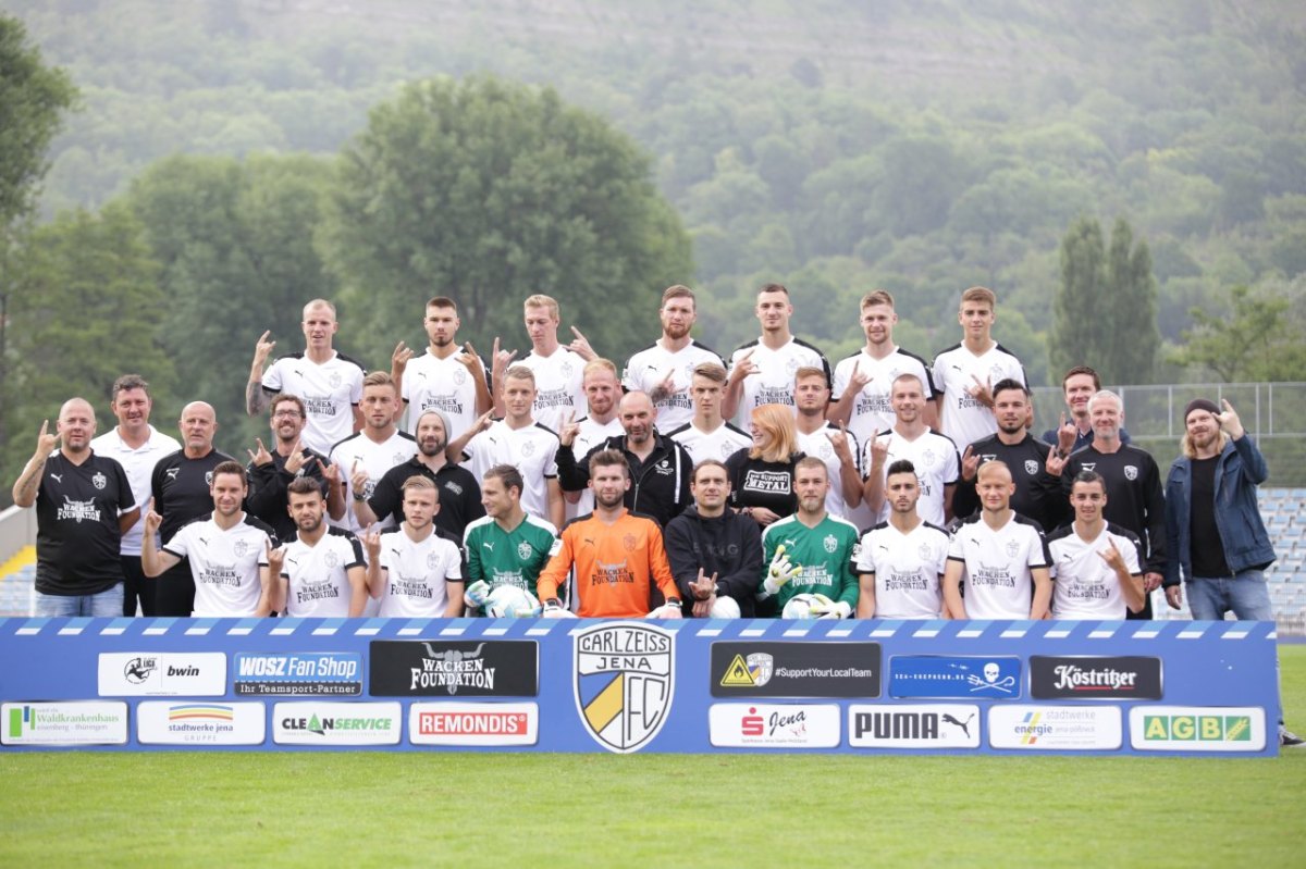 FC Carl Zeiss Jena Teamfoto Pommesgabel