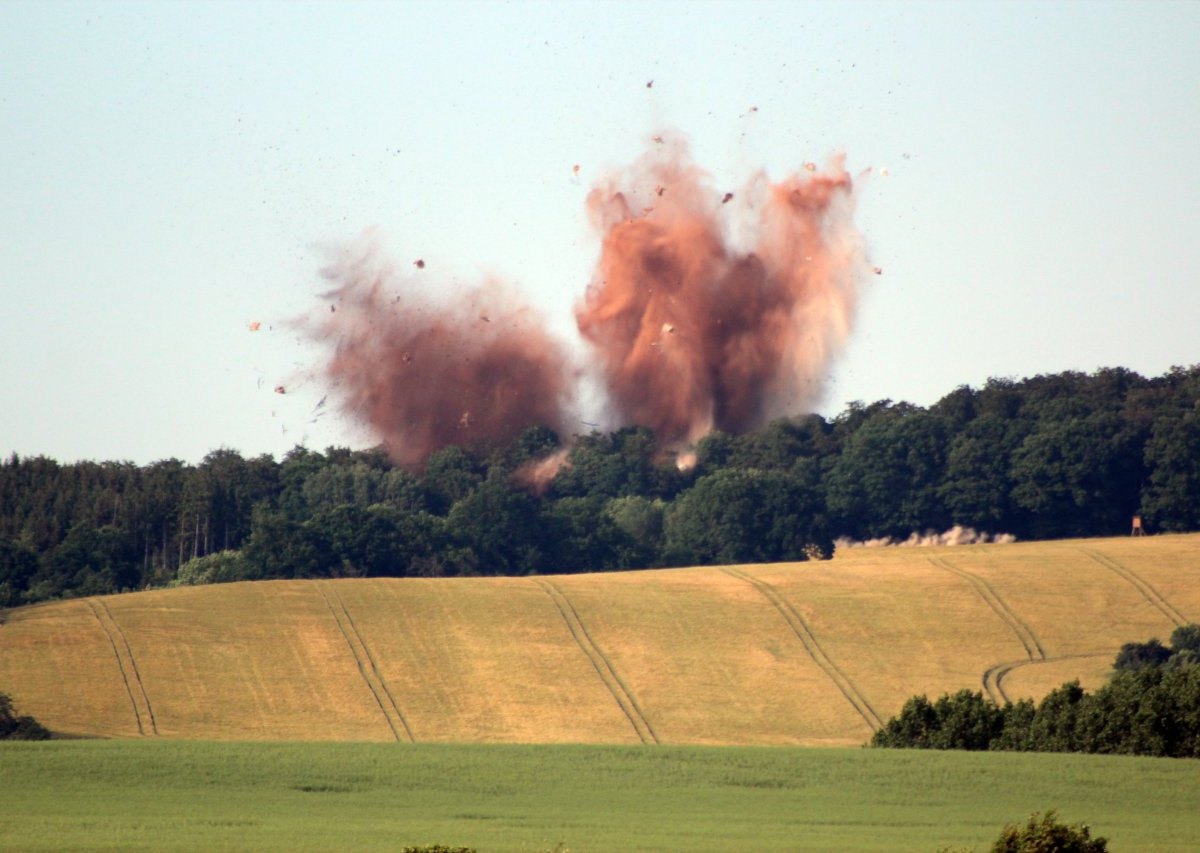 Fliegerbombe gesprengt