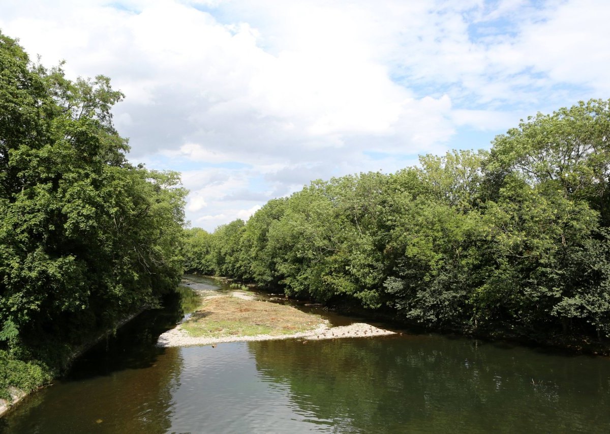 Gera Fluss in Erfurt.jpg