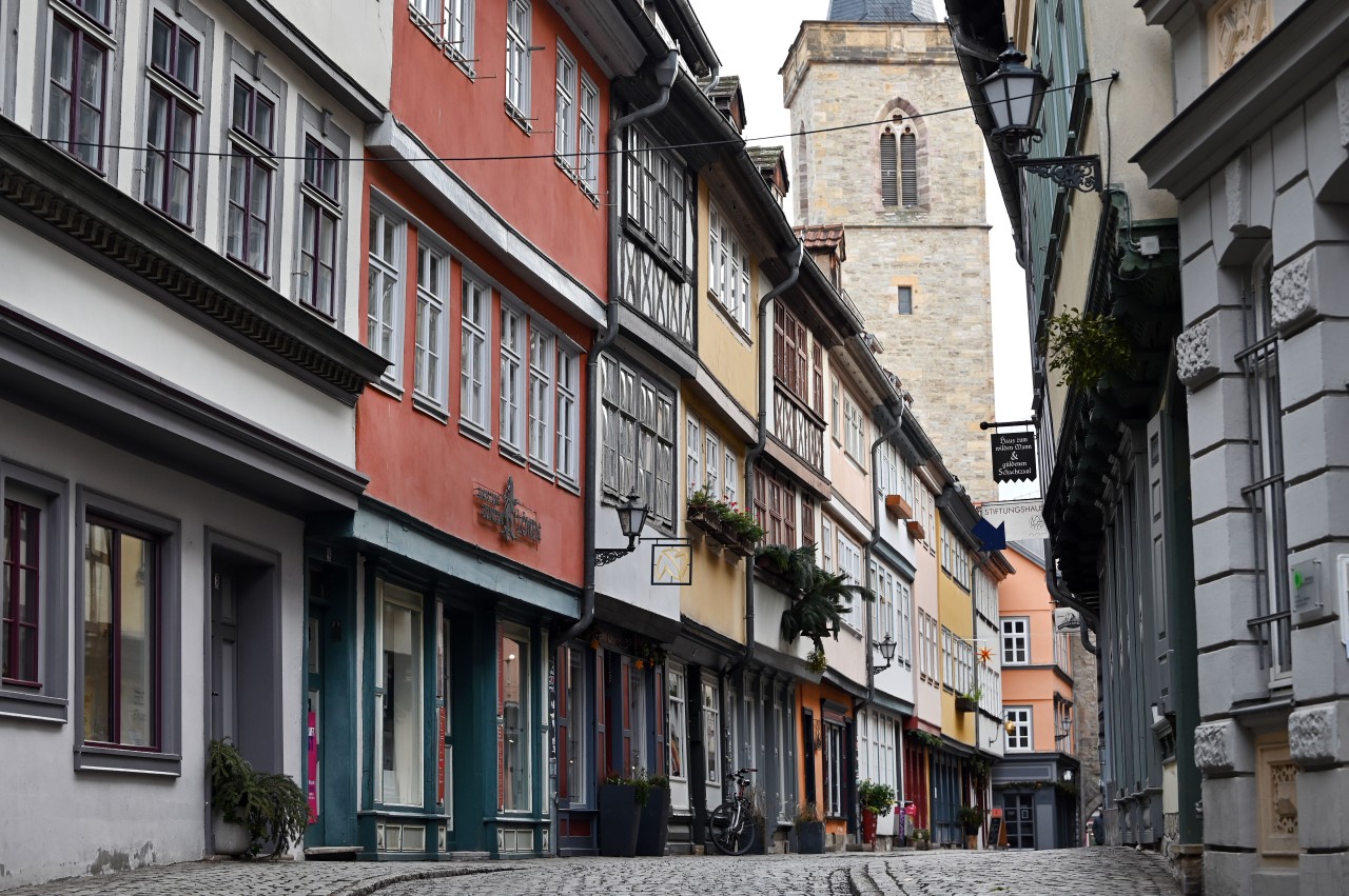 Die Krämerbrücke Erfurt ist auch außerhalb der Stadt bekannt. 