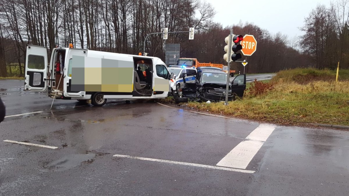 Schwerer Unfall auf B88 in Bad Tabarz