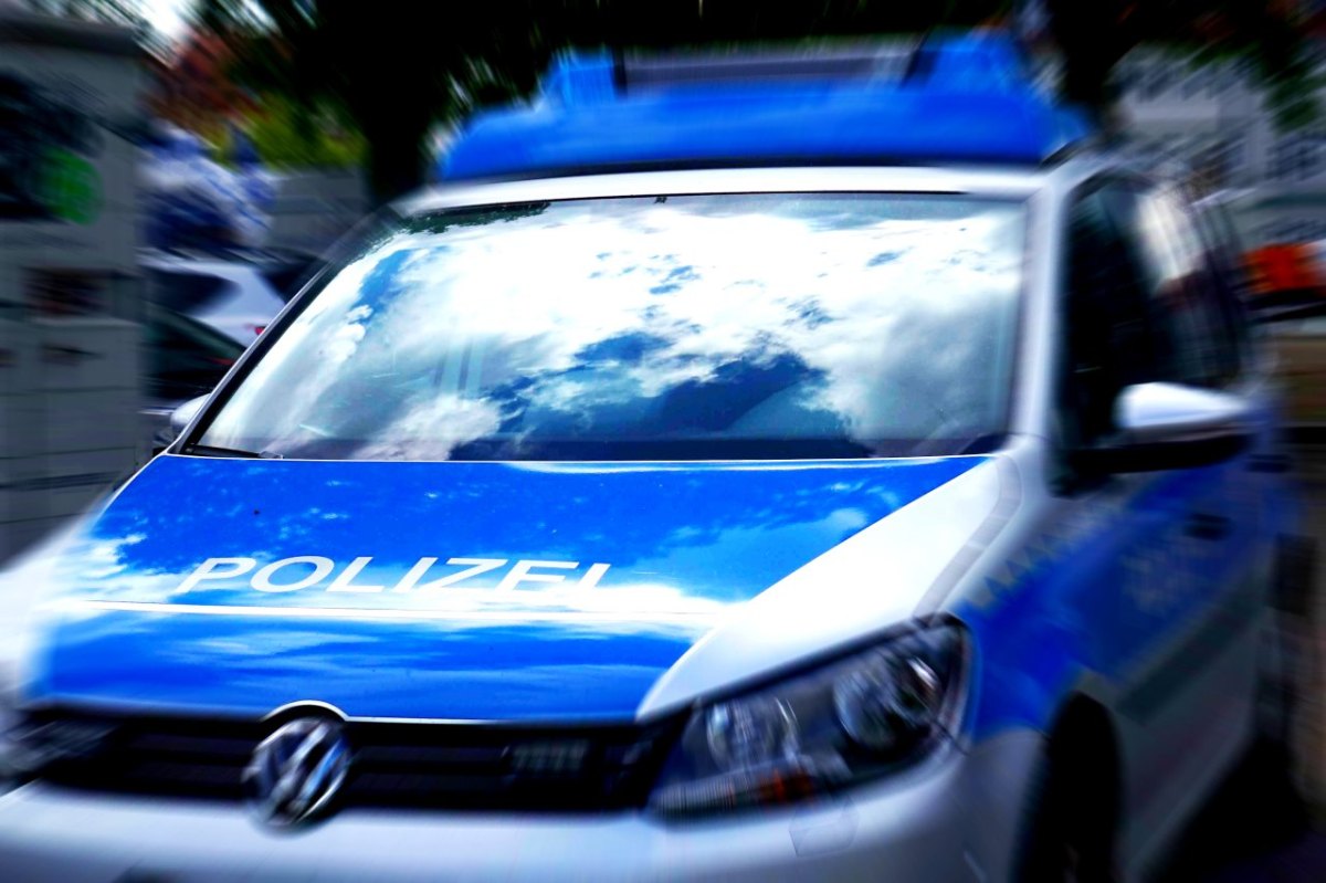 Symbolbild Polizei Blaulicht aj 2.jpg