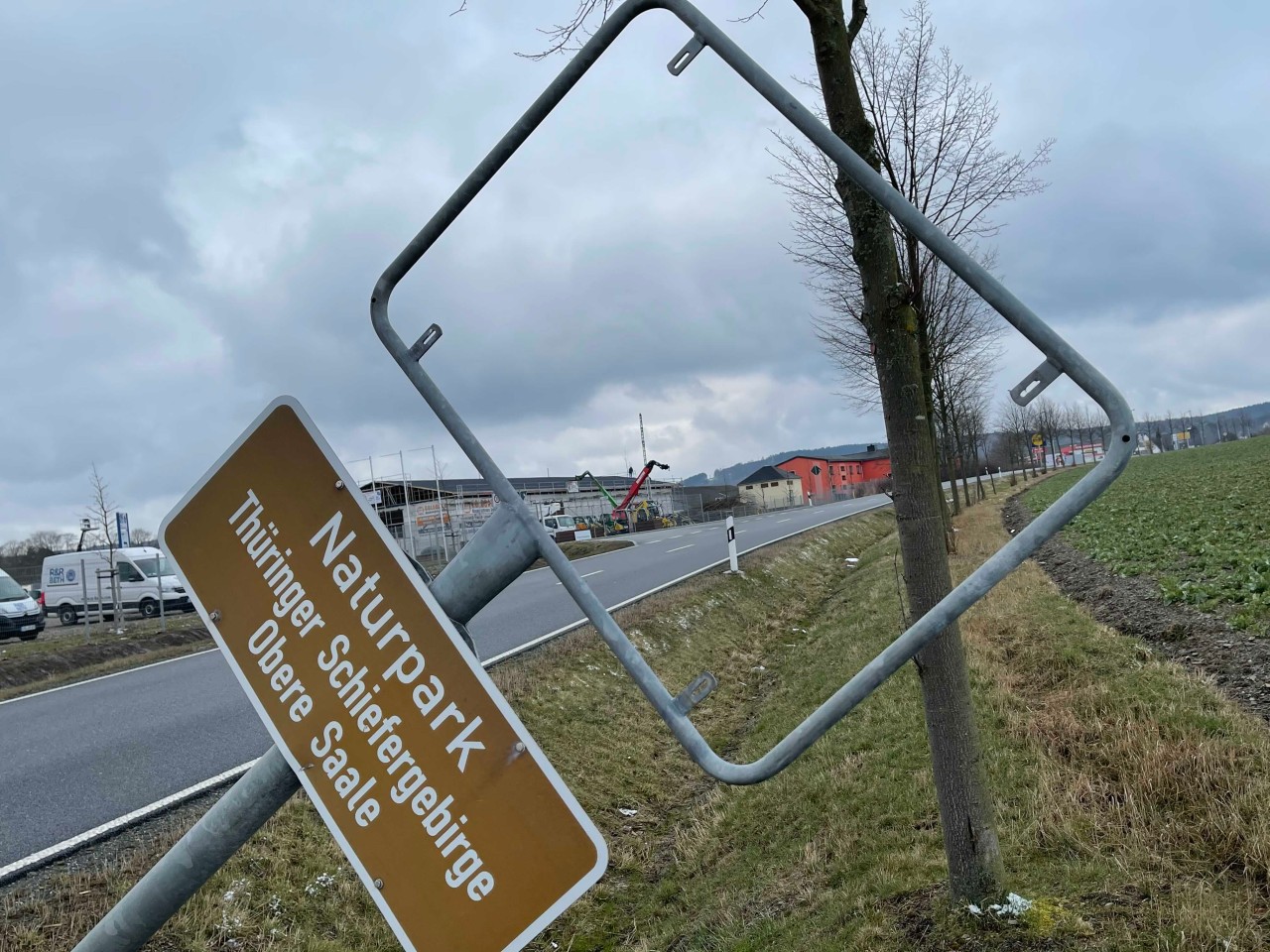 In Bad Lobenstein wurden mehrere Ortsschilder abmontiert.