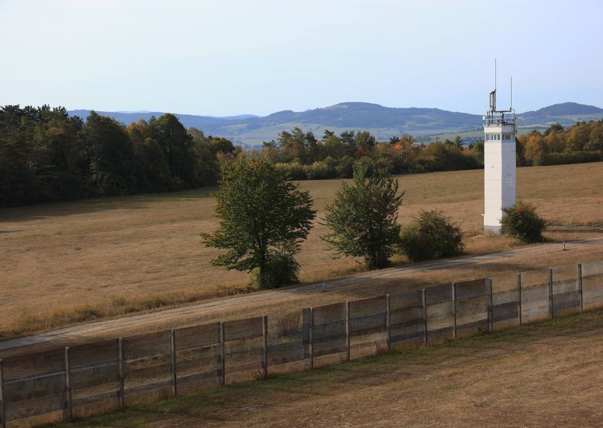 Thüringen Denkstätte Denkmal Point Alpha Kino öffnet