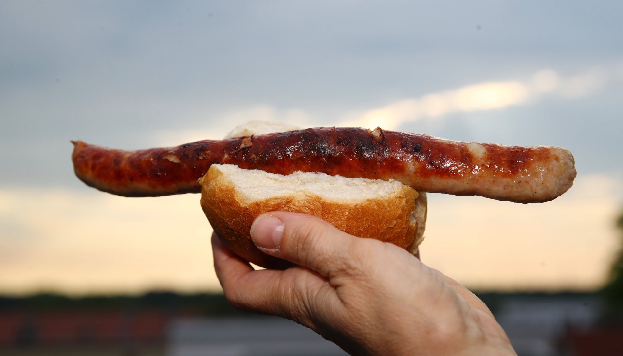 Bei dem Anblick der Thüringer Bratwurst läuft vielen Menschen das Wasser im Munde zusammen. (Symbolbild)