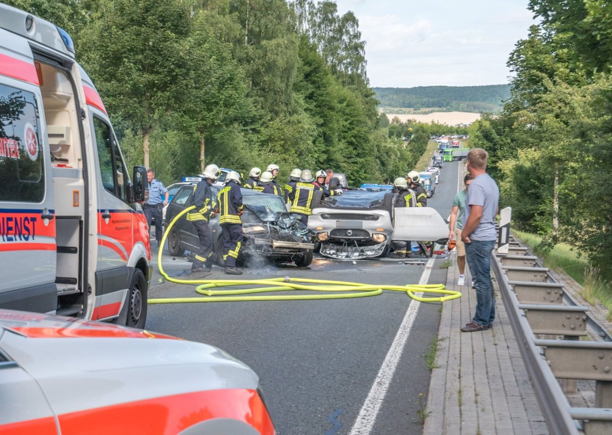 Unfall auf B85 zwischen Bad Berka und Blankenhain