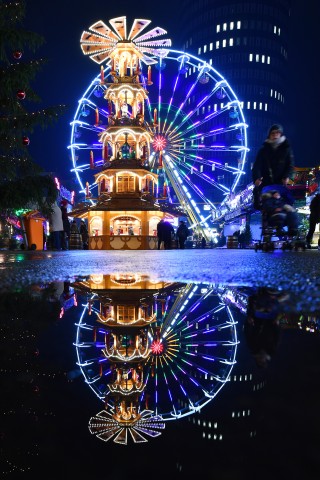 Zuletzt konnte die höchste Weihnachtspyramide Thüringens in Jena 2018 bestaunt werden. (Archivbild)