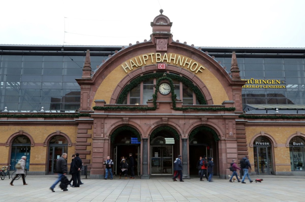 erfurt hauptbahnhof.jpg