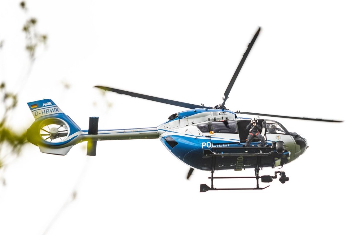 erfurt-polizeihubschrauber.jpg