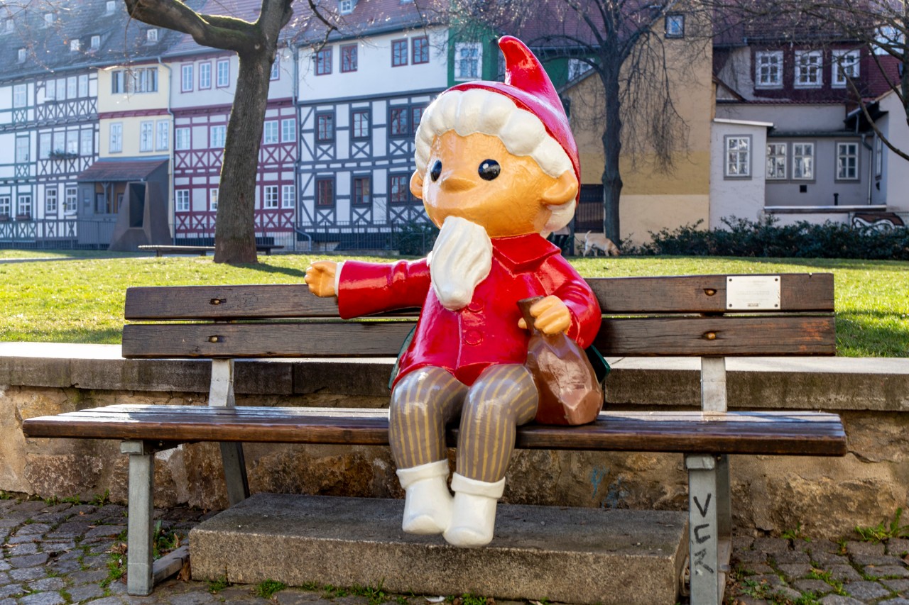 Der Sandmann erstrahlt in Erfurt in neuem Glanz.