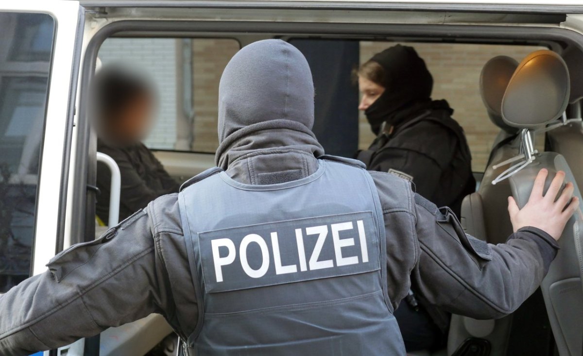 polizei-razzia