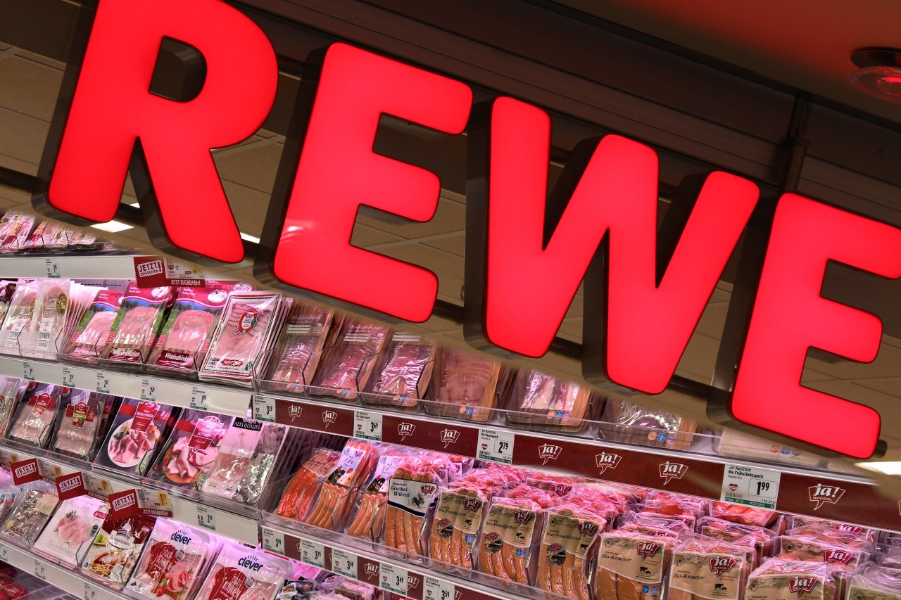 Ein großer Rewe-Markt zieht in den „Anger 7“ in Erfurt.  (Symbolbild)