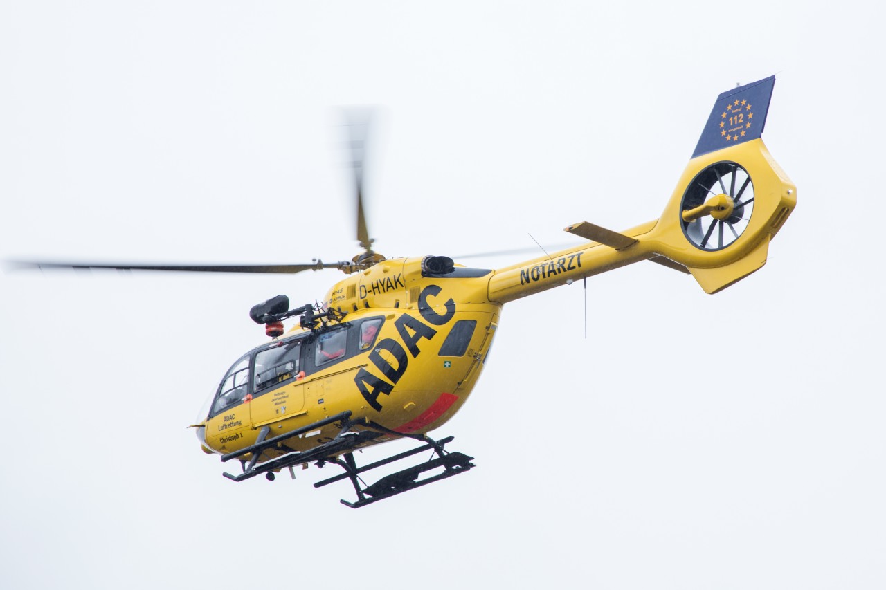 Ein Rettungshubschrauber wollte den 68-Jährigen nach dem Unfall im Saalre-Orla-Kreis noch ins Krankenhaus bringen. Jedoch kam für ihn jede Hilfe zu spät. (Symbolbild)