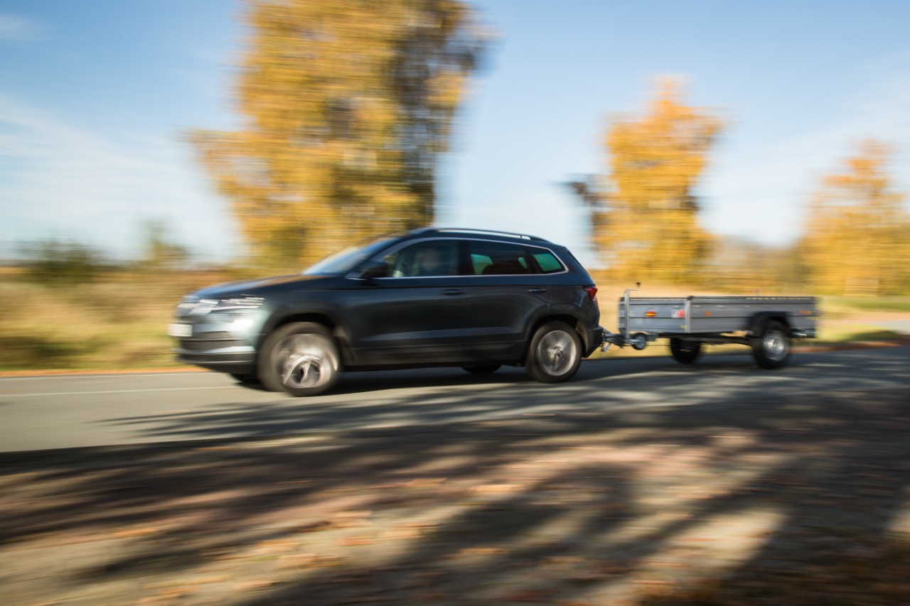 Der Volvo-Fahrer war mit seinem Anhänger im Weimarer Land unterwegs – als sich plötzlich die Anhängerkupplung löste...(Symbolbild)