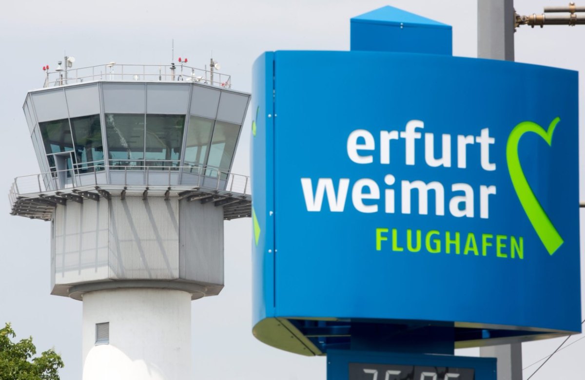 flughafen erfurt.jpg