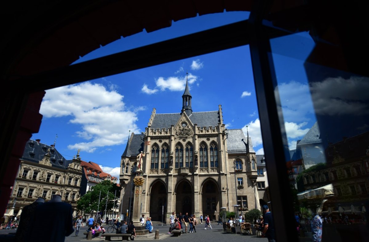 erfurt rathaus.jpg