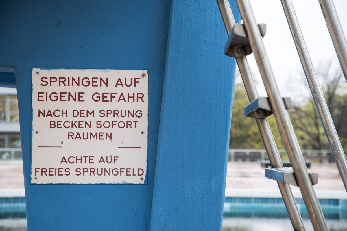 Sprungturm Freibad