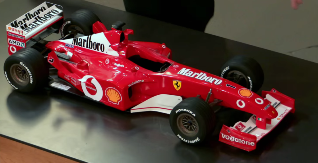 Das F1-Ferrari-Modell "Die Rote Göttin" sorgt bei der Sendung "Bares für Rares" für helle Aufregung